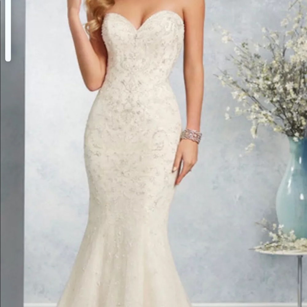 Ivory Alfred Angelino Wedding Dress
